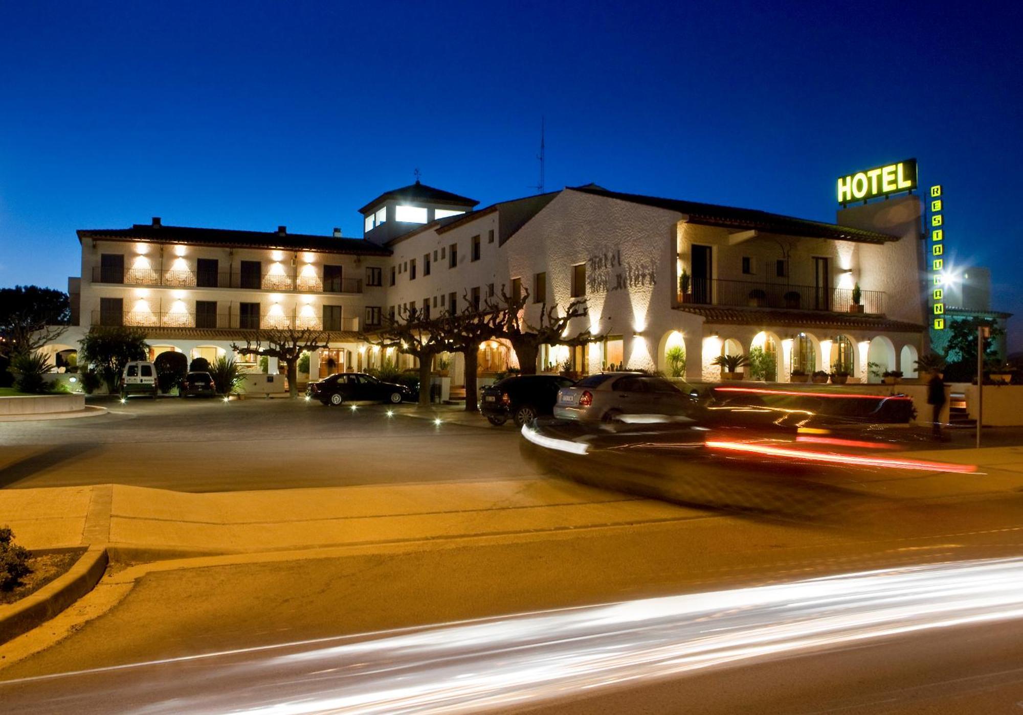 Hotel Restaurant Bon Retorn Figueres  Exterior photo